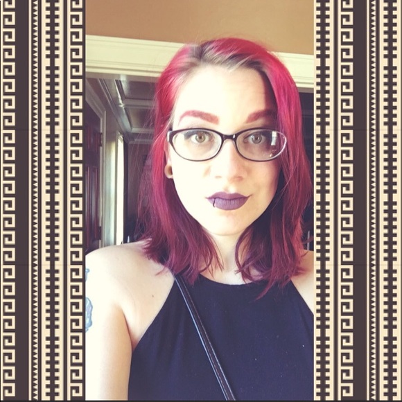 Meet your Posher, Brenda - Picture 2 of 6